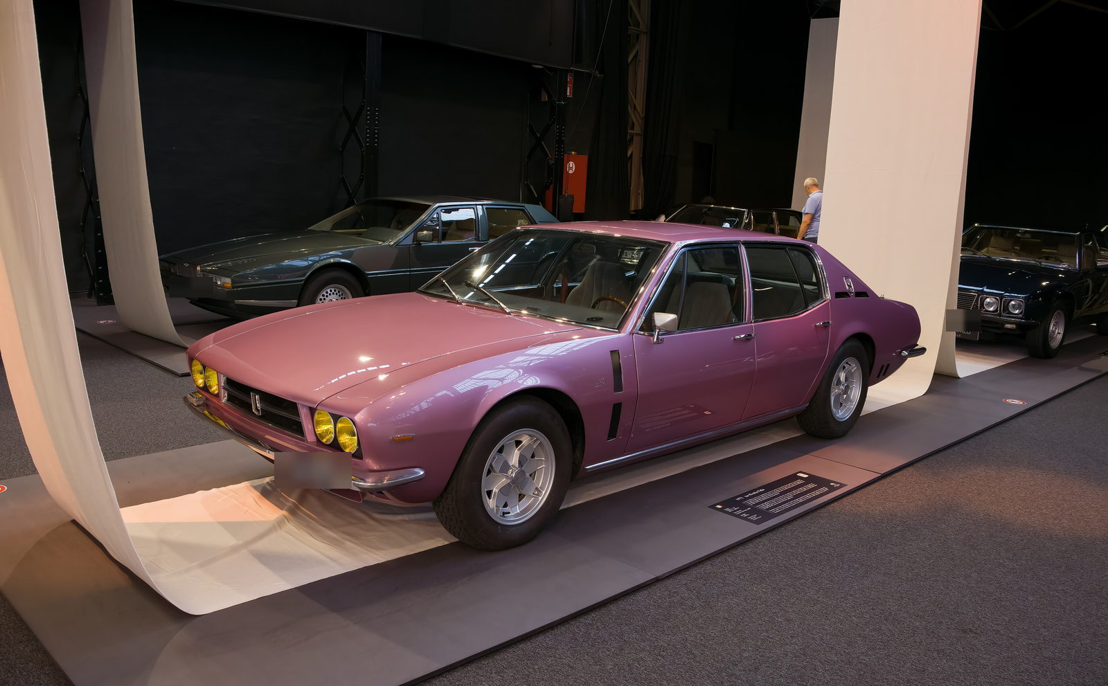 MARQUE showroom floor