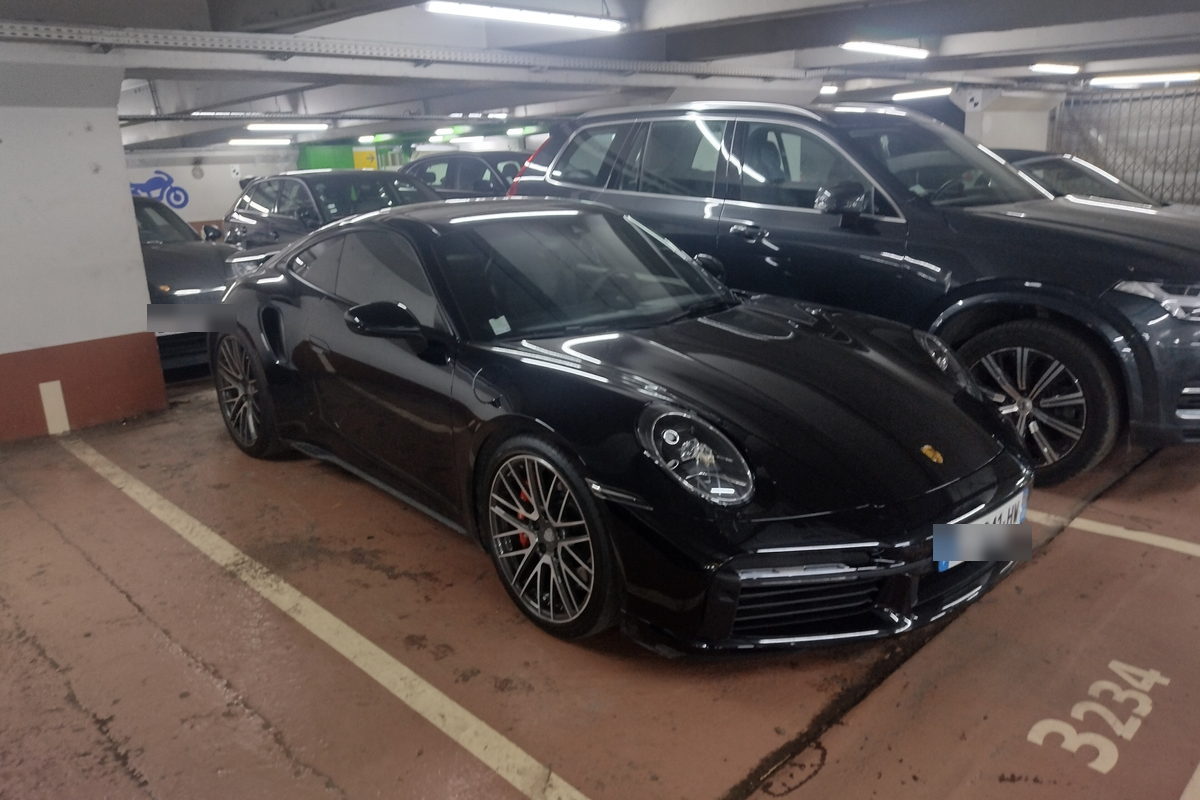 Coupe in the Prestige night showroom