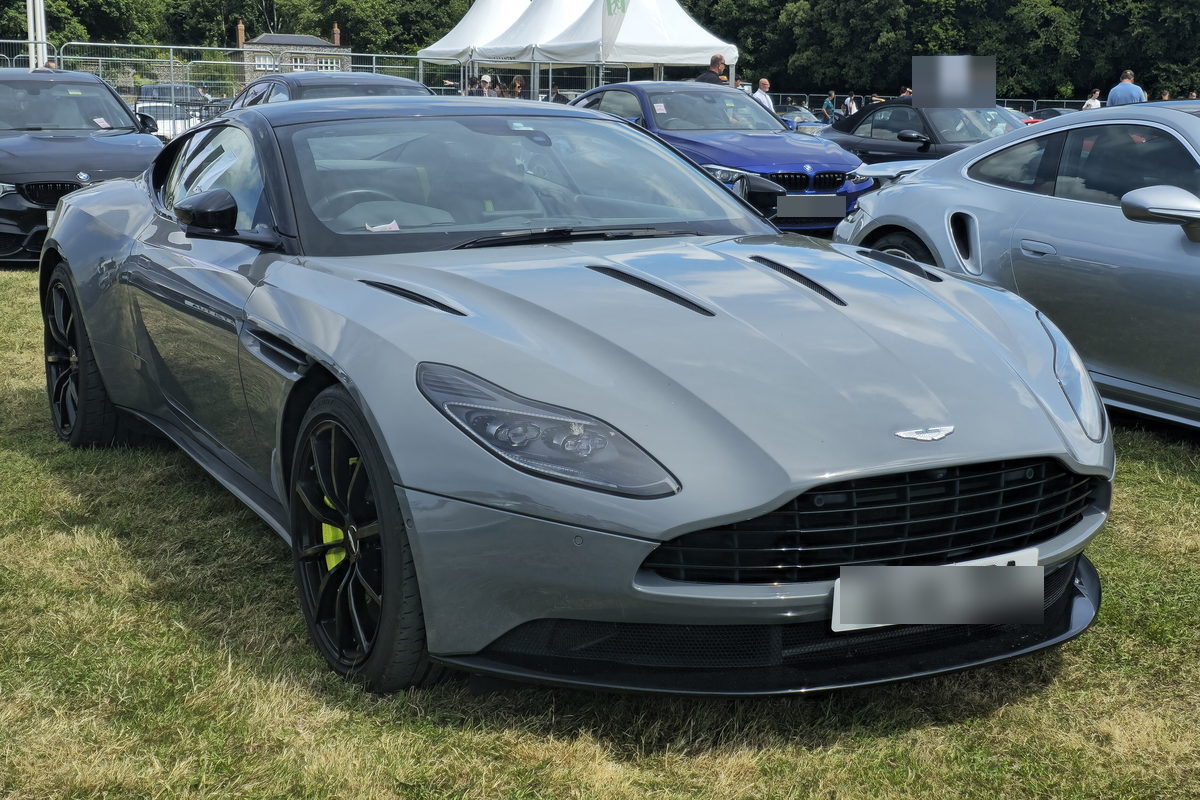 2020 Aston Martin DB11 AMR