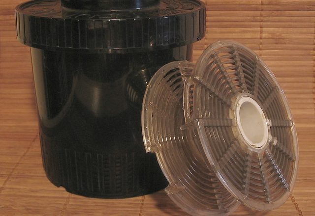 Developing tank and transparent film reels